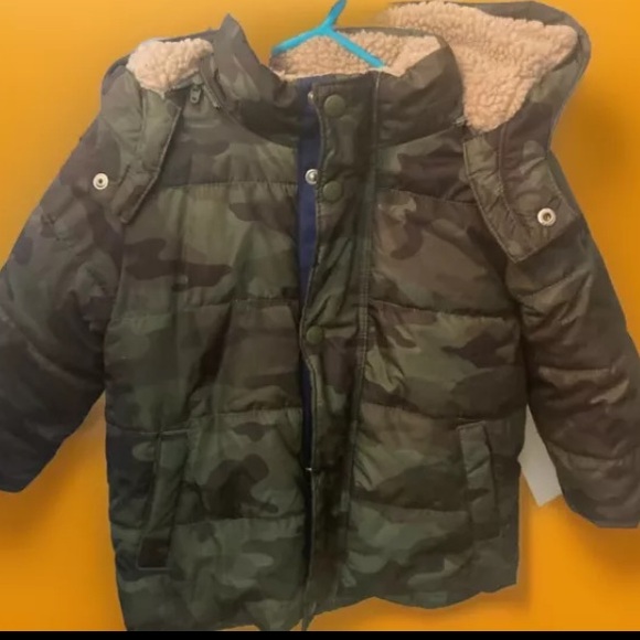 Gap Boys Puffer Coat EUC 18-24M Mid Length Detach-Hooded Camo ColdControl Max - Picture 1 of 10
